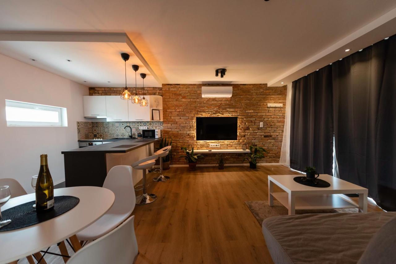 Pitypang Apartman Kapolnasnyek Εξωτερικό φωτογραφία